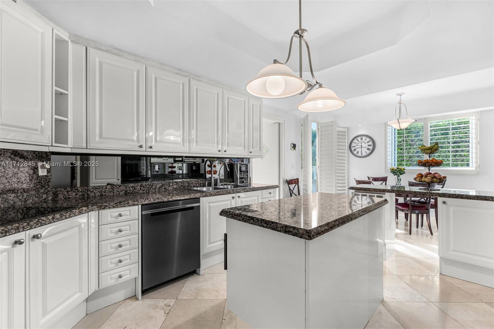 GRAND BAY TOWER CONDO - Residential
