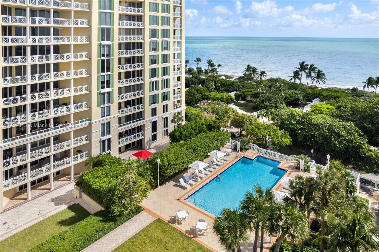 GRAND BAY TOWER CONDO - Residential
