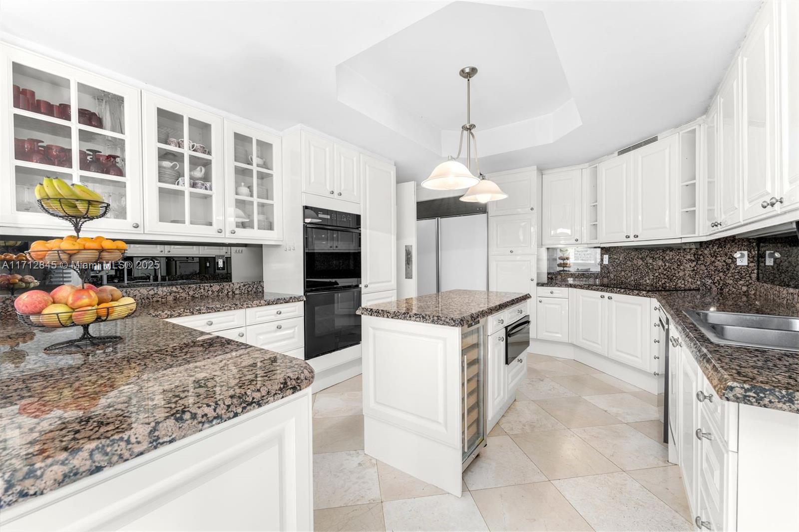 GRAND BAY TOWER CONDO - Residential