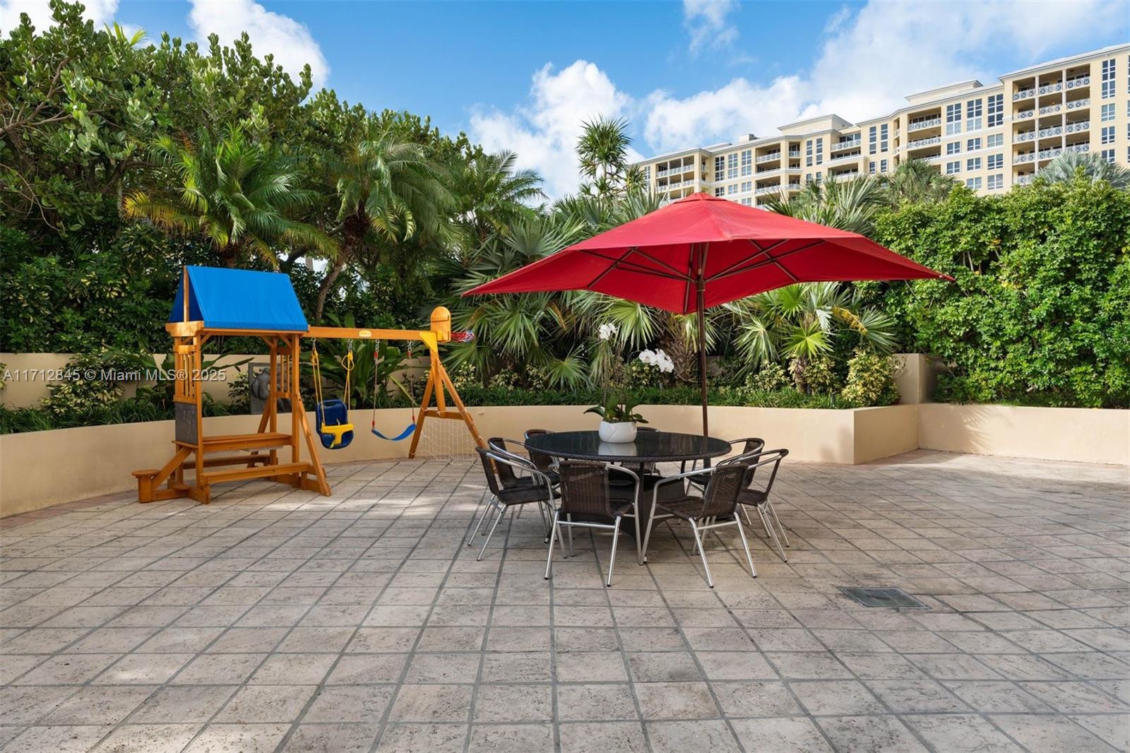 GRAND BAY TOWER CONDO - Residential