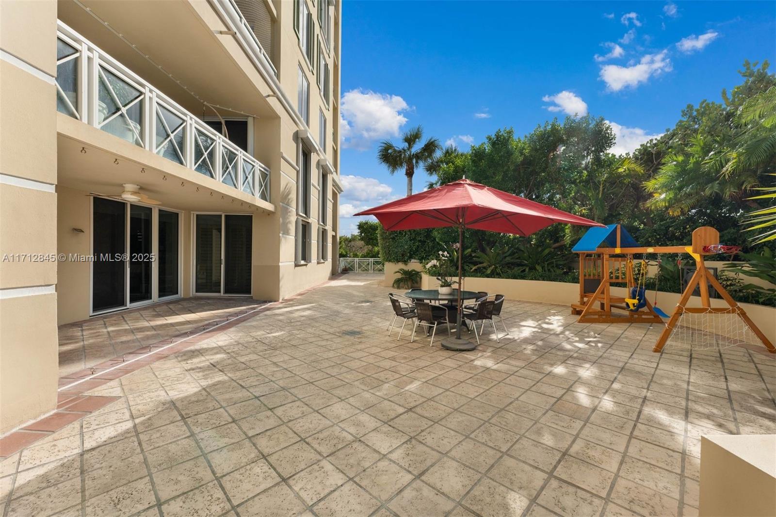 GRAND BAY TOWER CONDO - Residential
