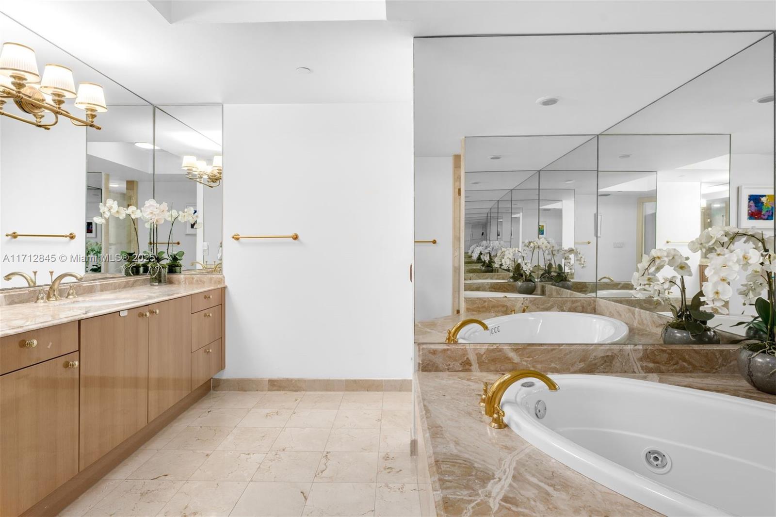 GRAND BAY TOWER CONDO - Residential
