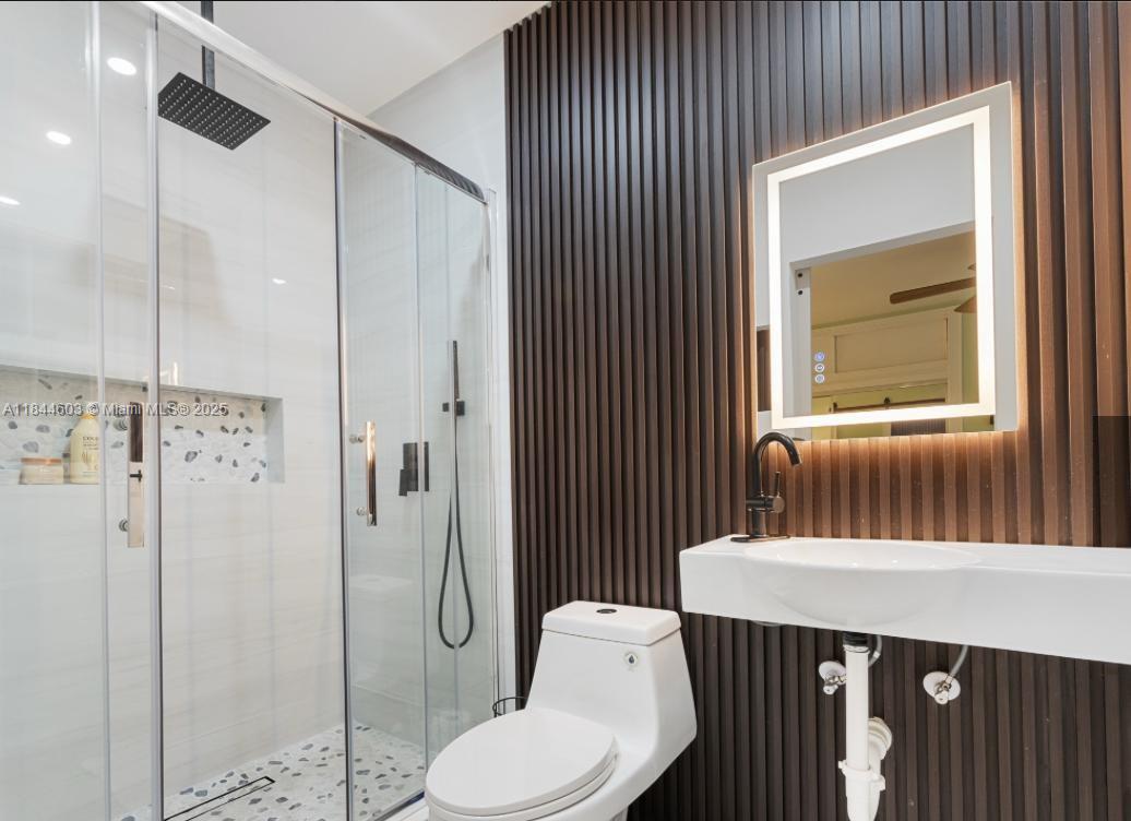 COUNTRY WALK WEST SEC 1 - Residential Lease