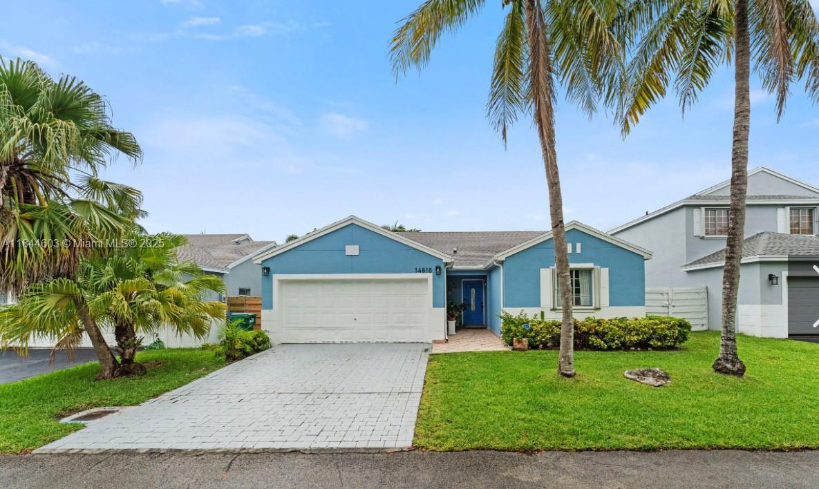 COUNTRY WALK WEST SEC 1 - Residential Lease