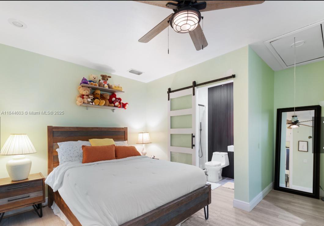 COUNTRY WALK WEST SEC 1 - Residential Lease