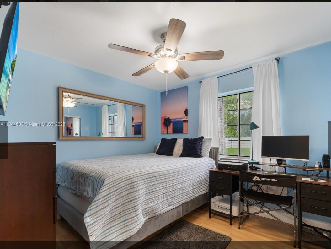 COUNTRY WALK WEST SEC 1 - Residential Lease