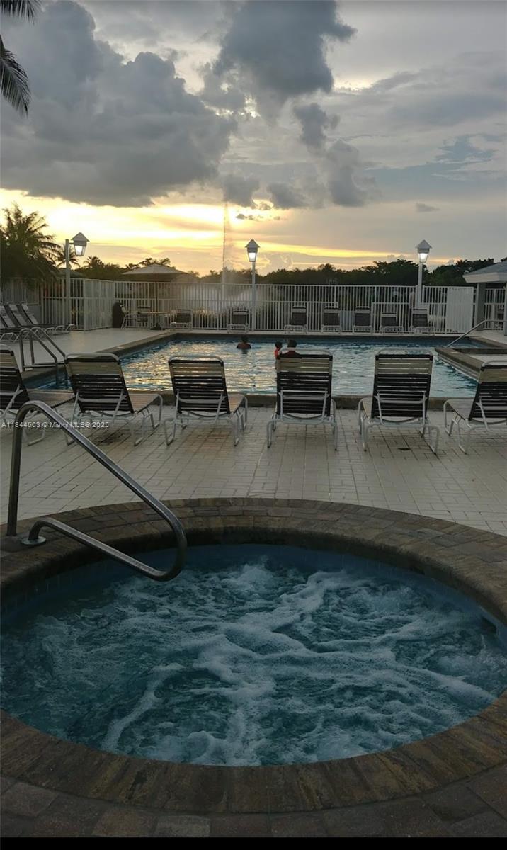 COUNTRY WALK WEST SEC 1 - Residential Lease