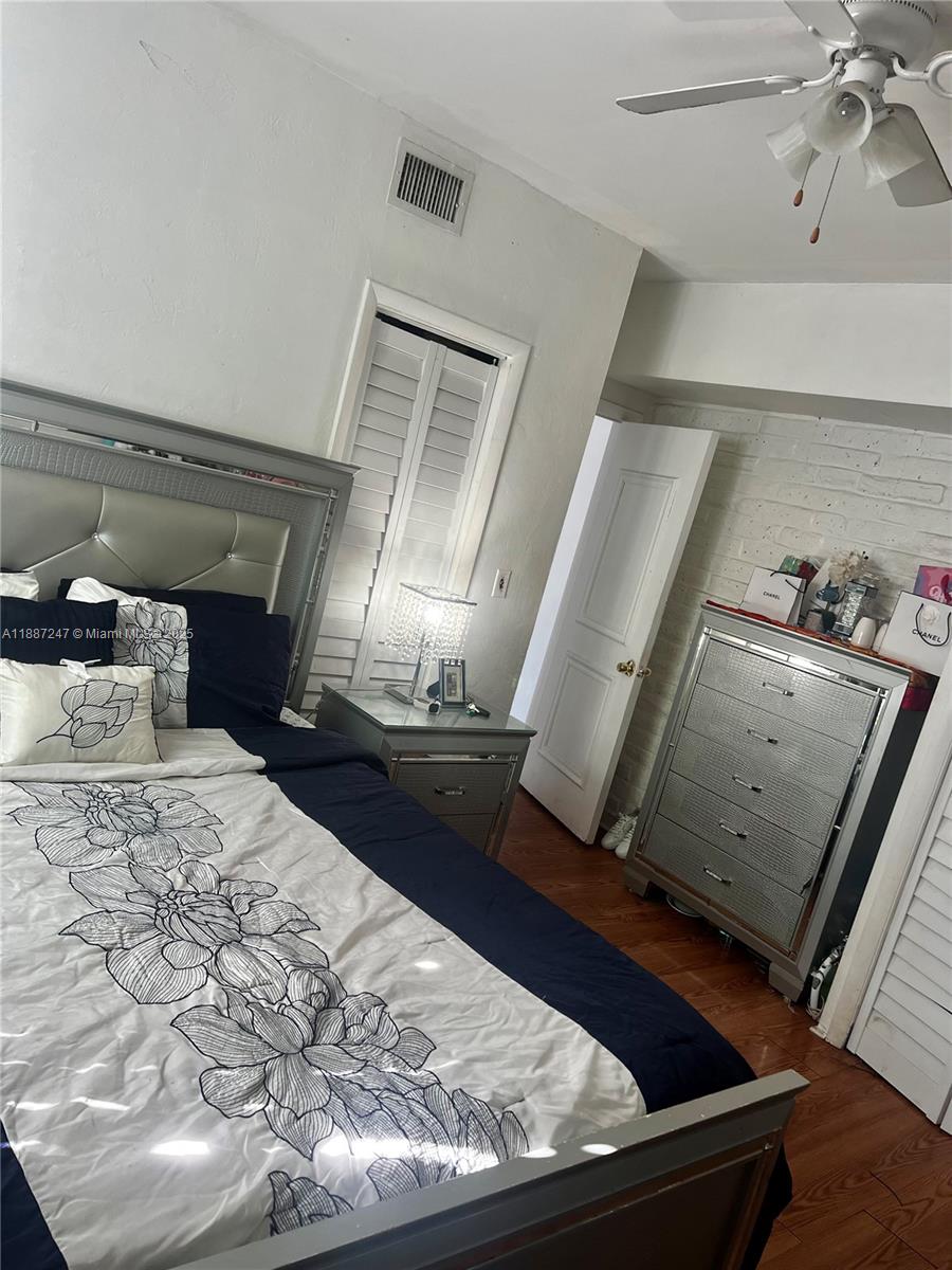 WEST MIAMI SHORES SEC D - Residential