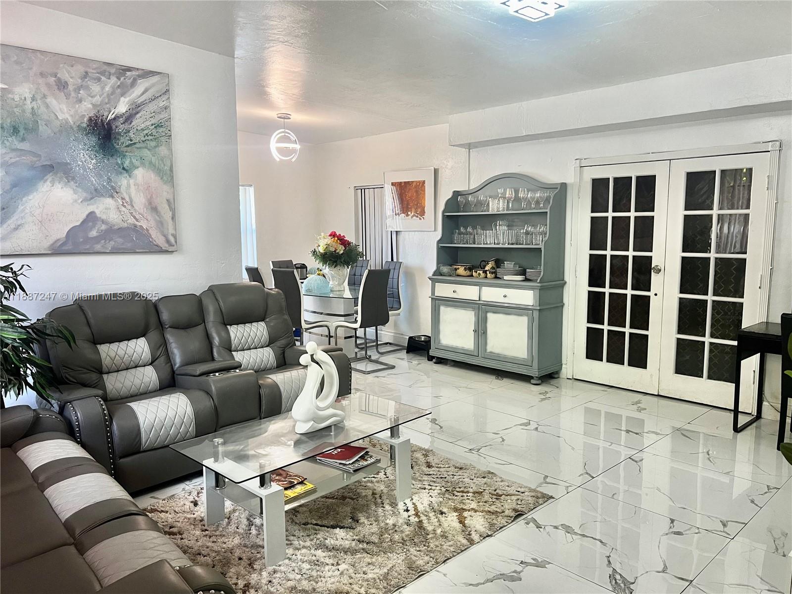 WEST MIAMI SHORES SEC D - Residential