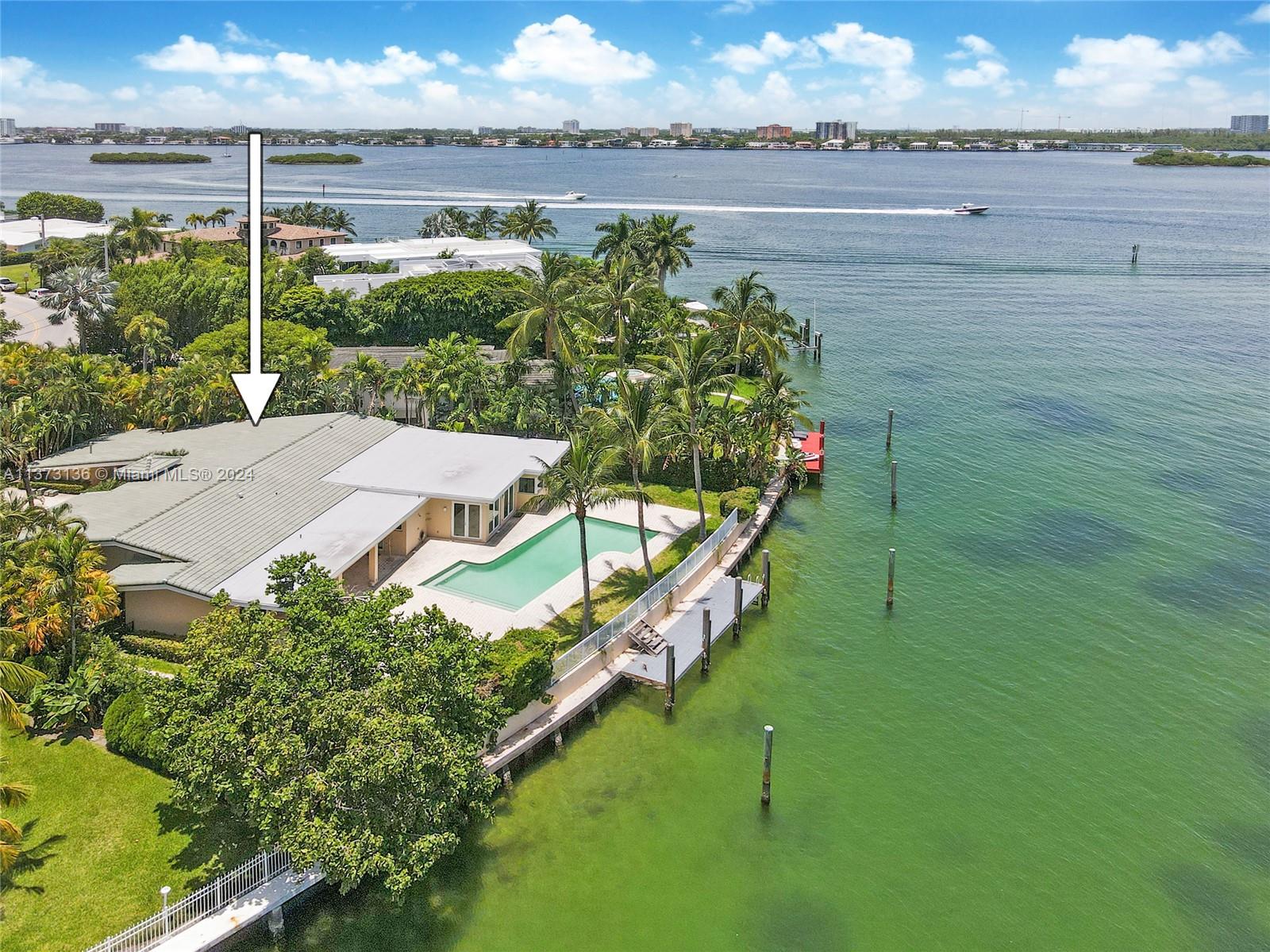 BAY HARBOR ISLAND - Residential