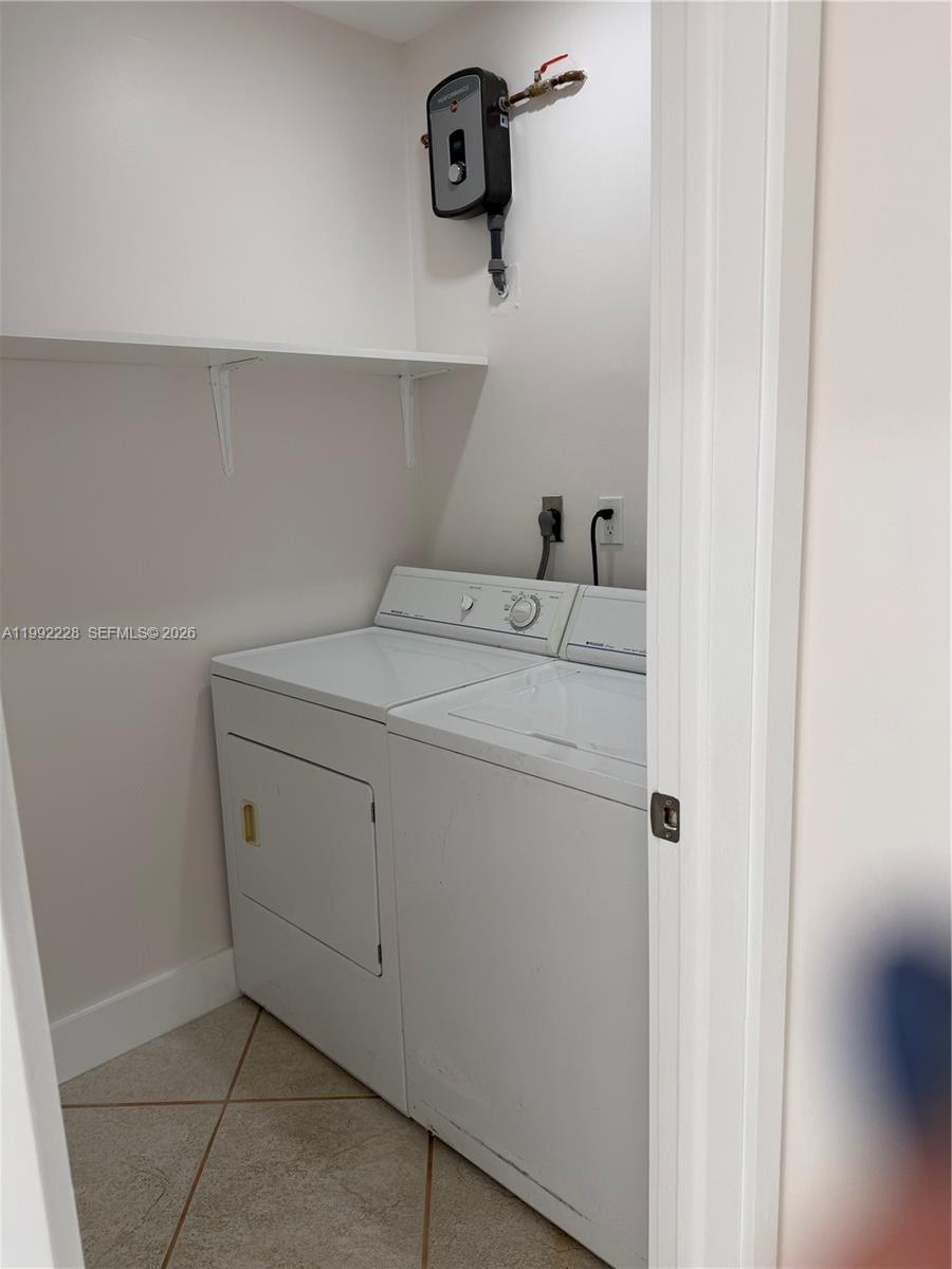 EAST WIND LAKE VILLAGE - Residential Lease