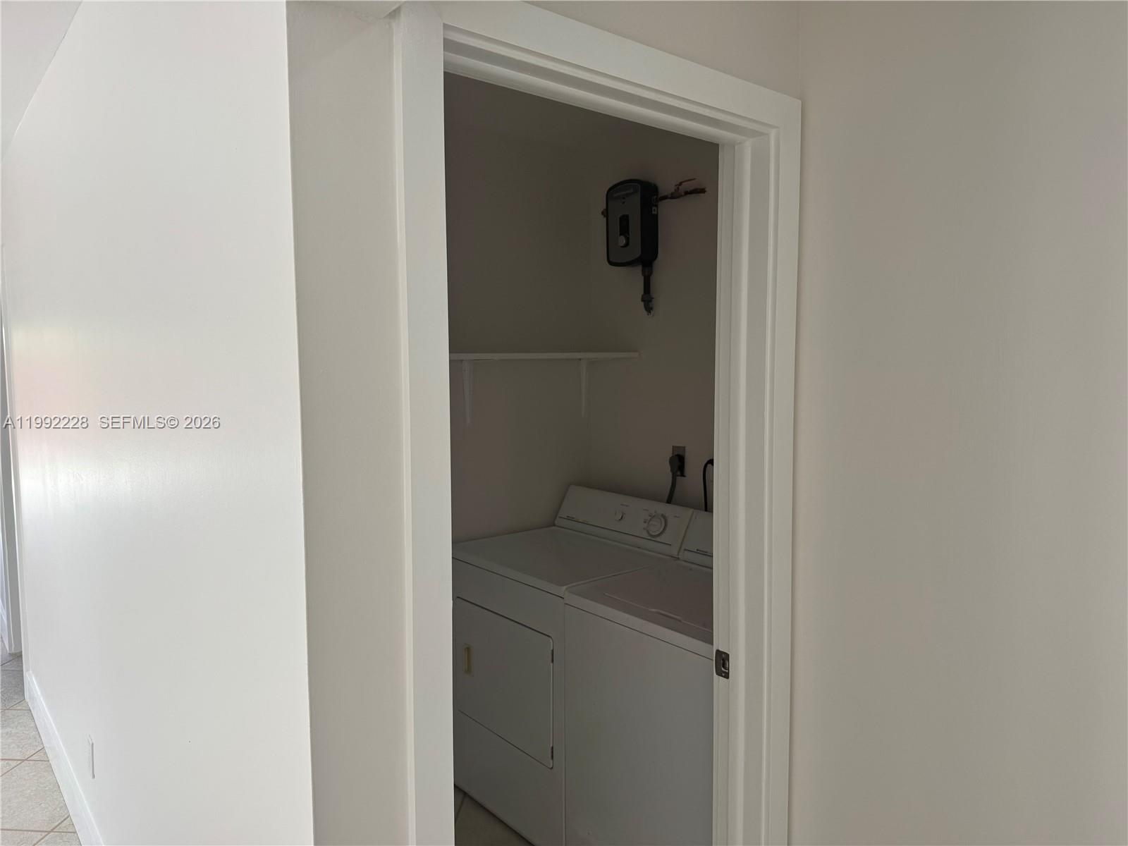 EAST WIND LAKE VILLAGE - Residential Lease