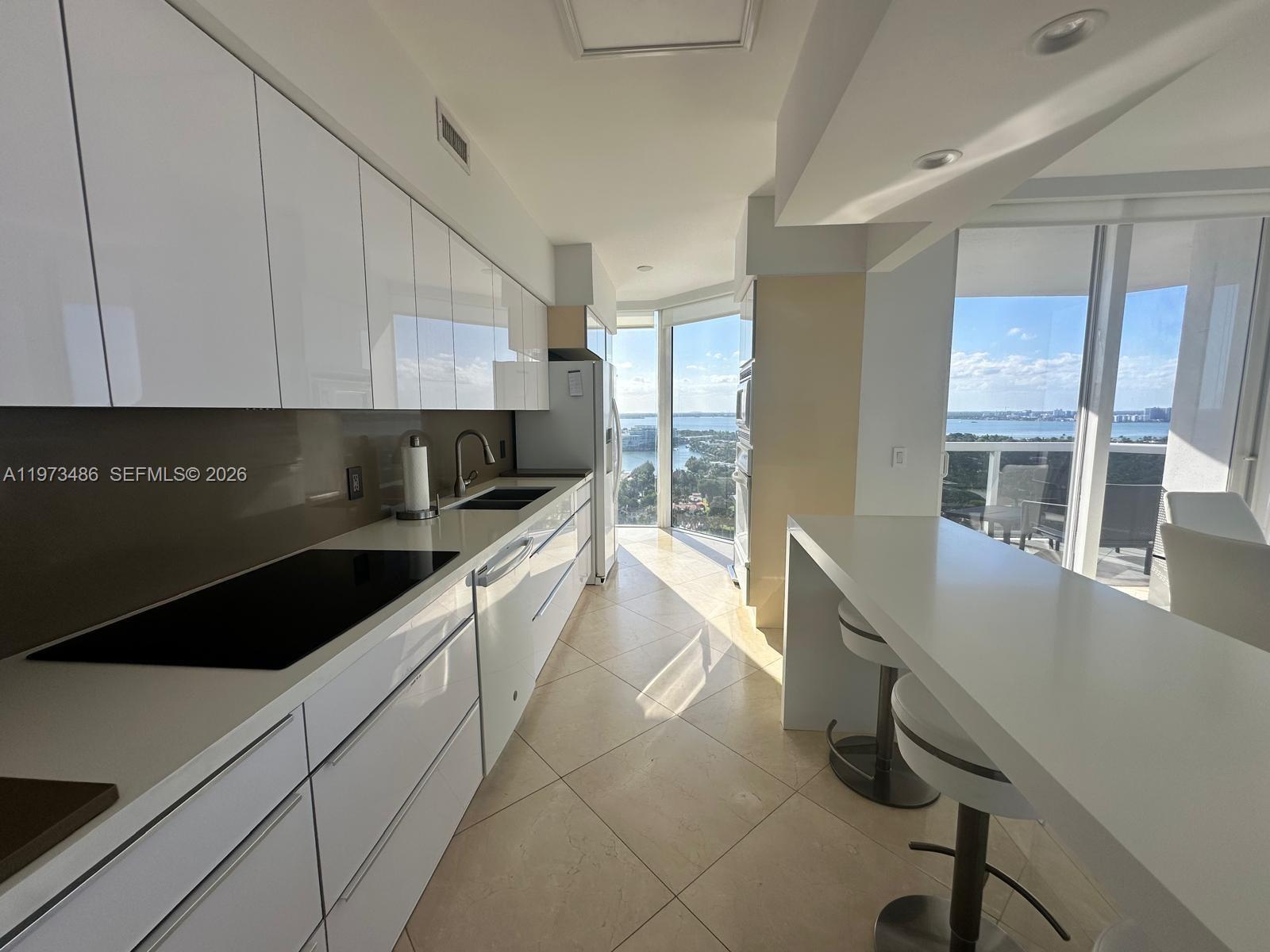 GREEN DIAMOND CONDO - Residential