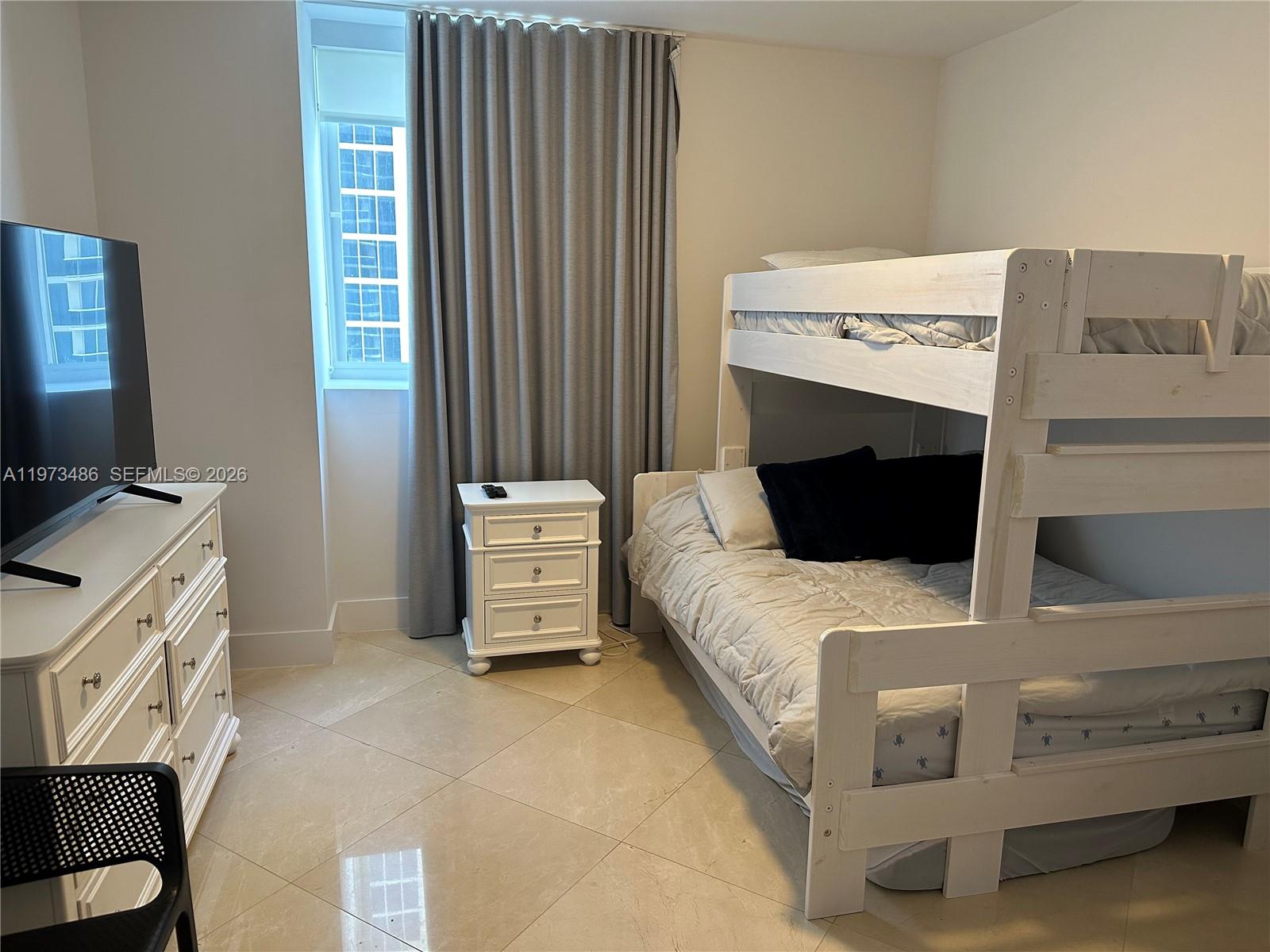 GREEN DIAMOND CONDO - Residential