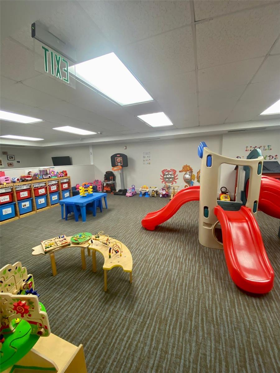 GREEN DIAMOND CONDO - Residential