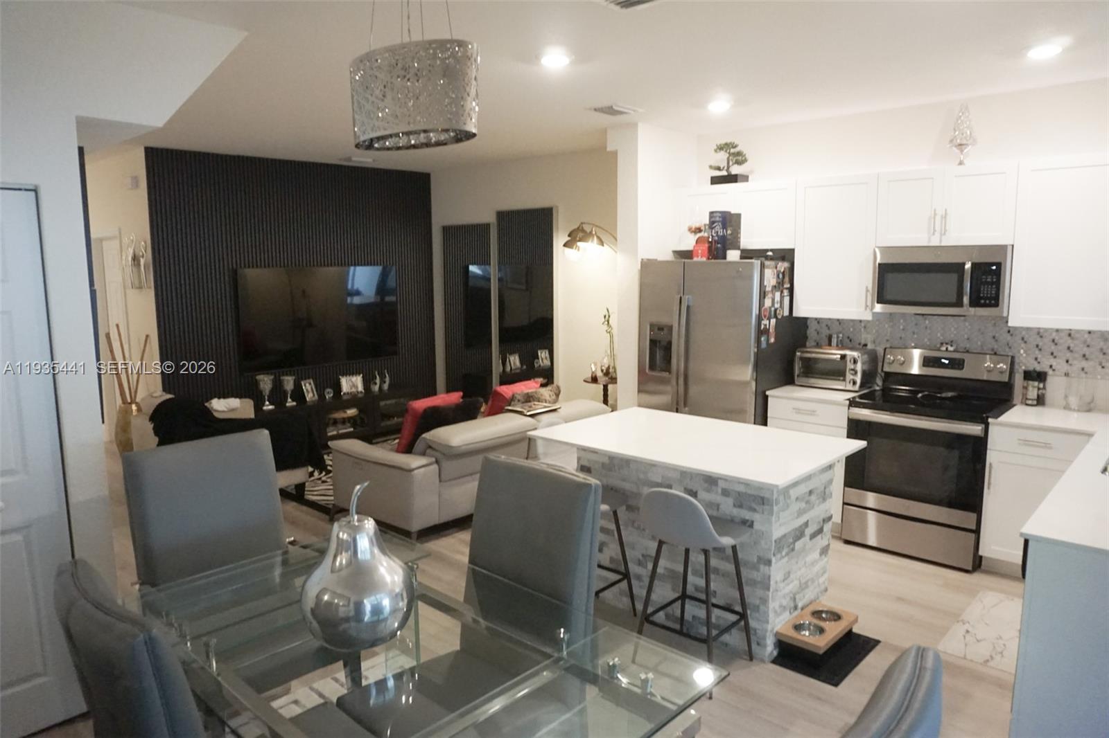 AQUABELLA SECTION TWO - Residential