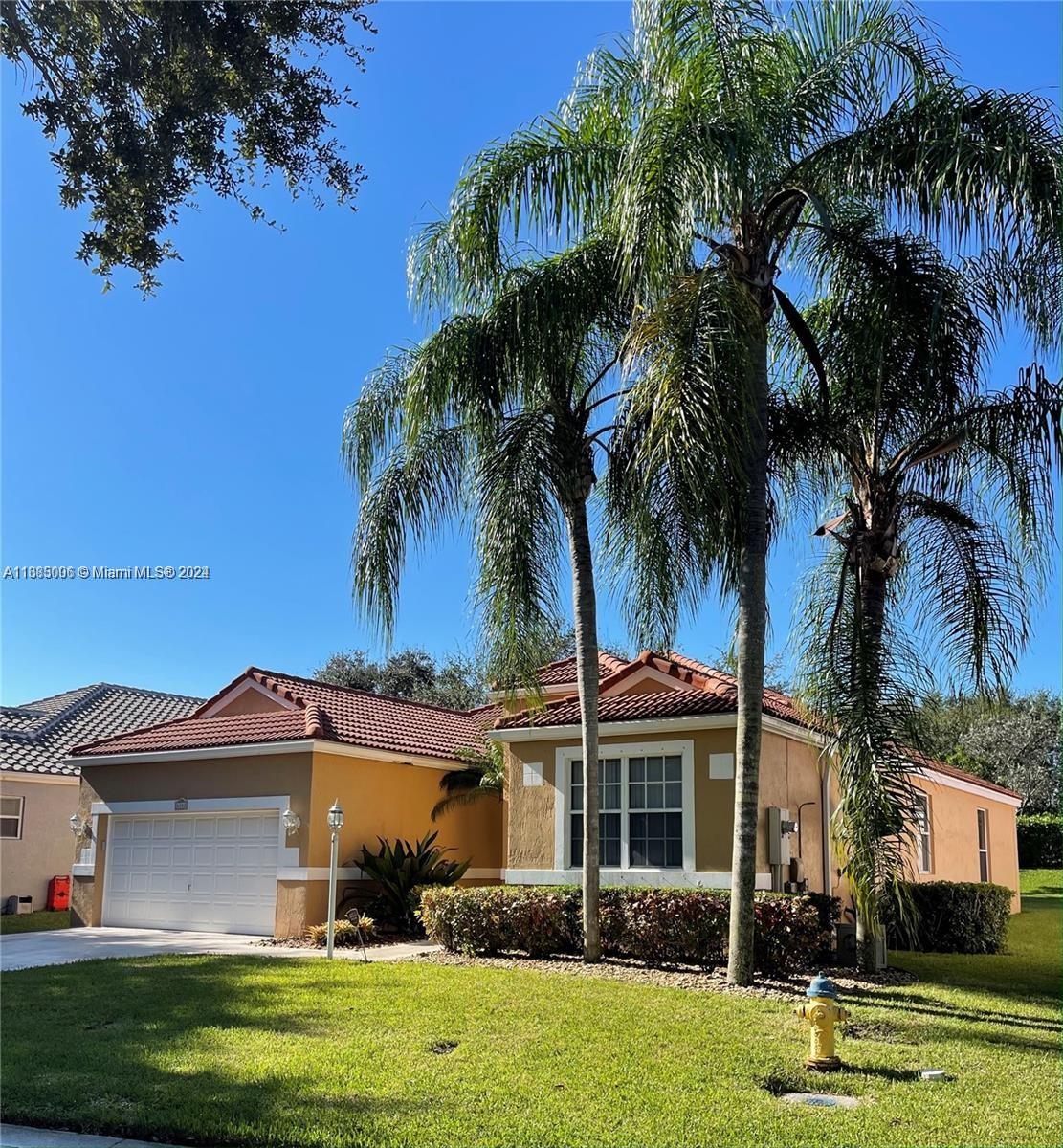 6802 Nw 81st Ct, Parkland, Broward County, Florida - 4 Bedrooms  
3 Bathrooms - 