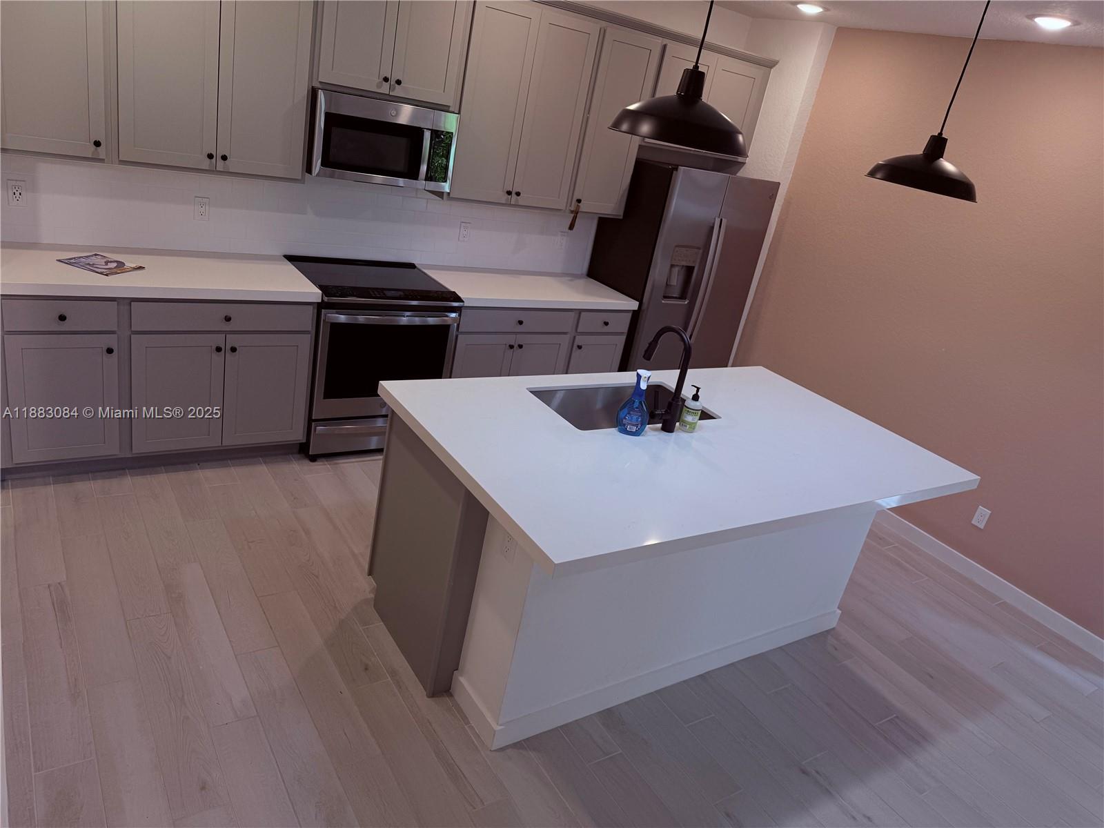 EAST LAKE VILLAGE NO 3 - Residential