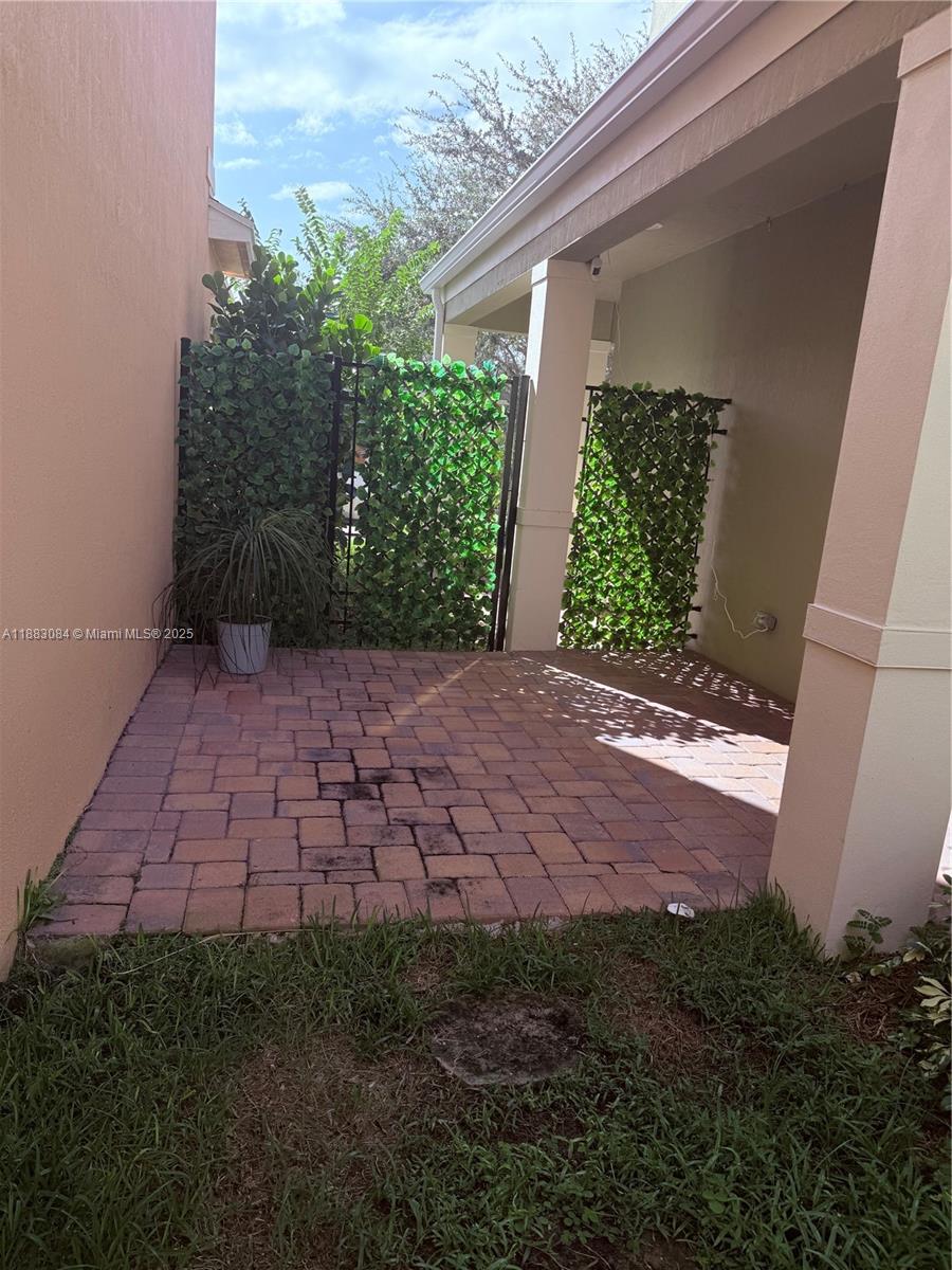 EAST LAKE VILLAGE NO 3 - Residential