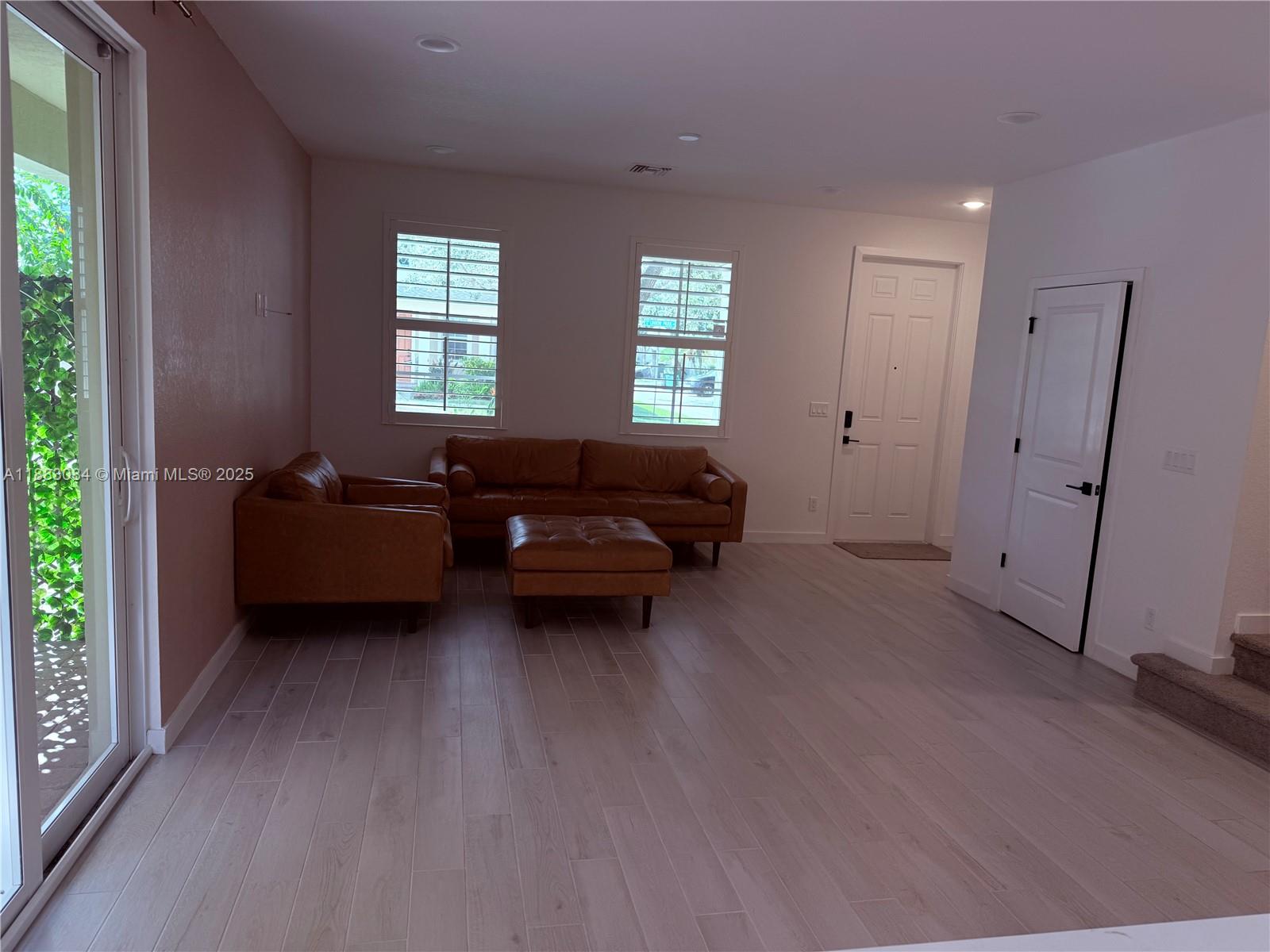 EAST LAKE VILLAGE NO 3 - Residential