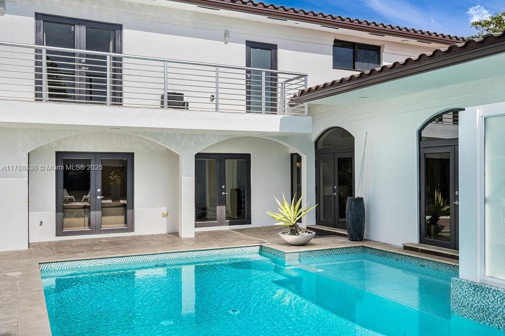 HIGHLAND OAK GARDENS SEC - Residential