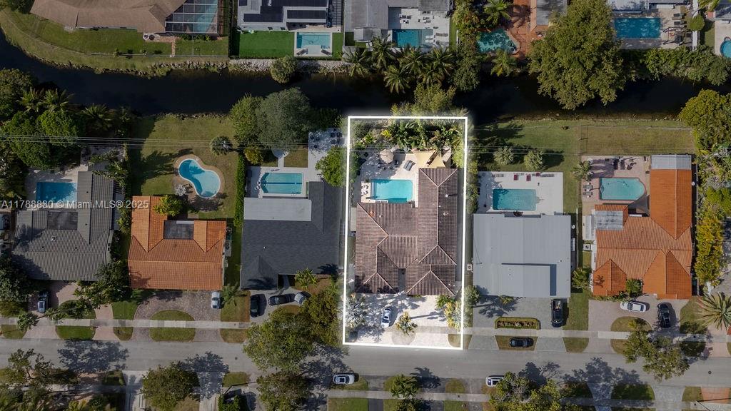 HIGHLAND OAK GARDENS SEC - Residential