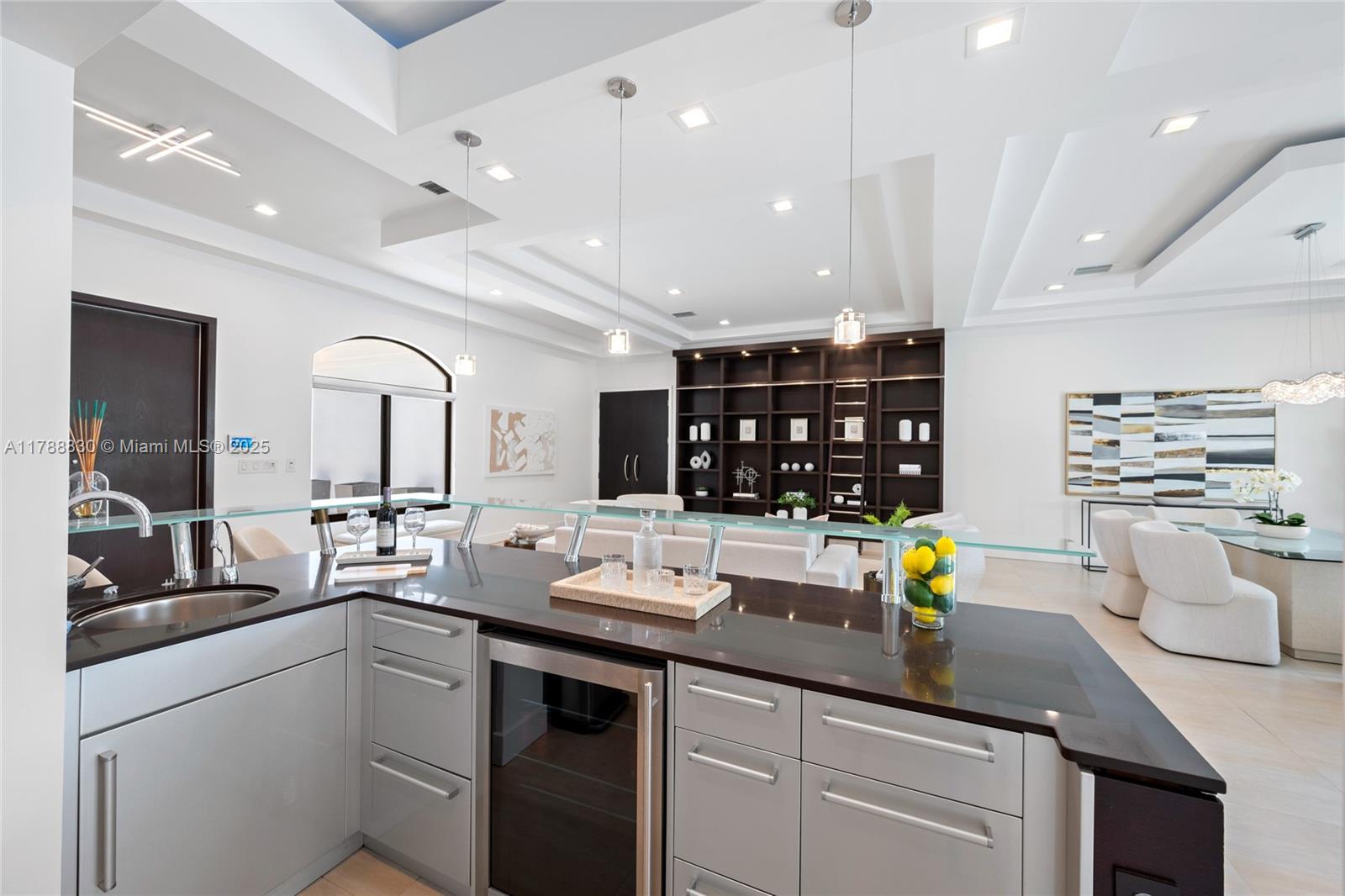 HIGHLAND OAK GARDENS SEC - Residential