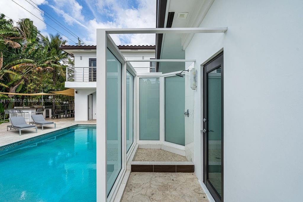 HIGHLAND OAK GARDENS SEC - Residential