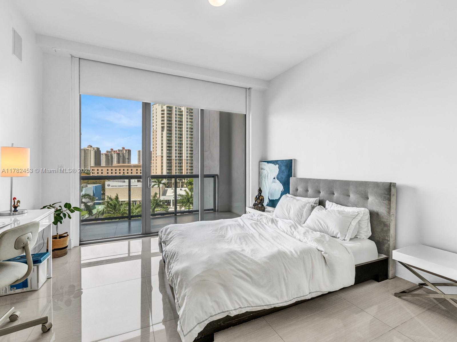 ECHO CONDO - Residential