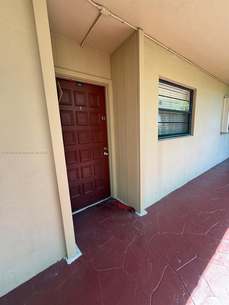 GARDENS OF KENDALL SOUTH - Residential