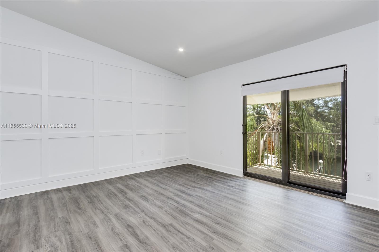 EASTERN SHORES - Residential