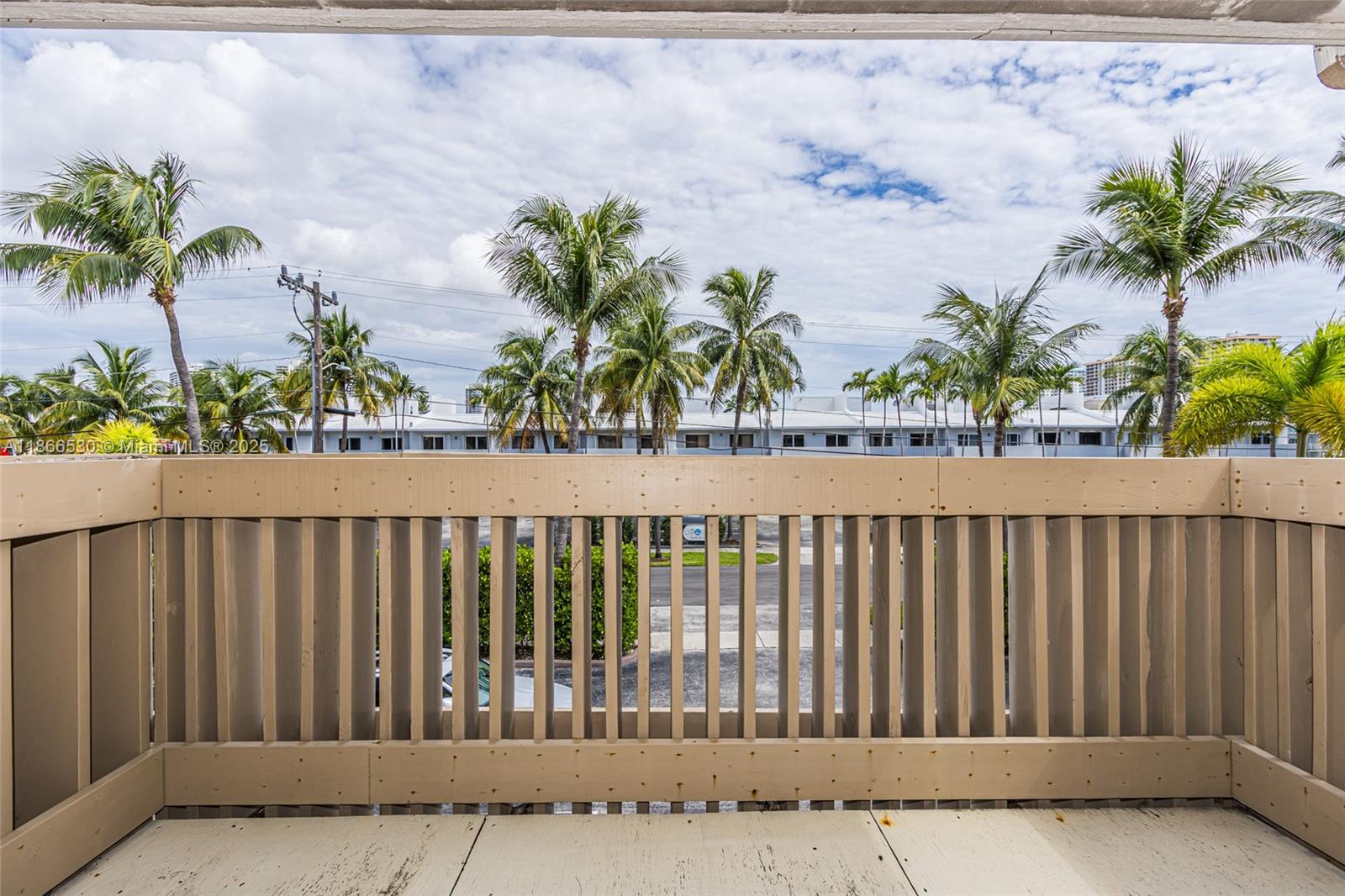 EASTERN SHORES - Residential