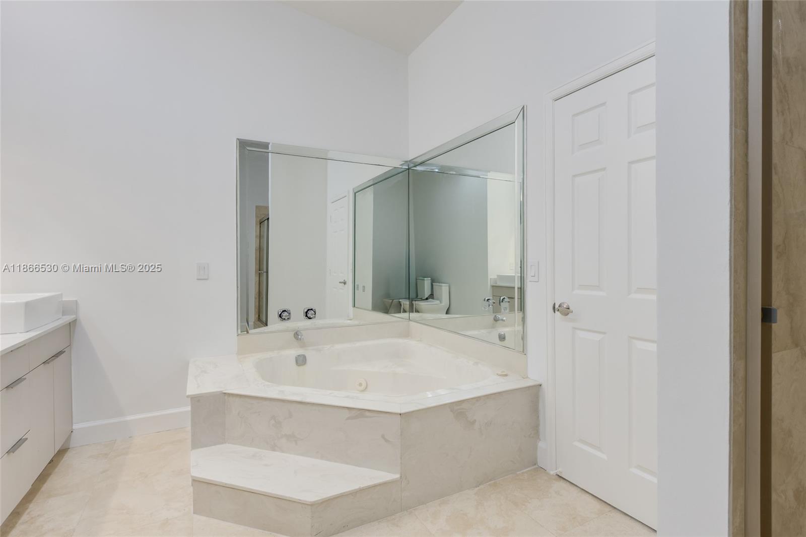 EASTERN SHORES - Residential