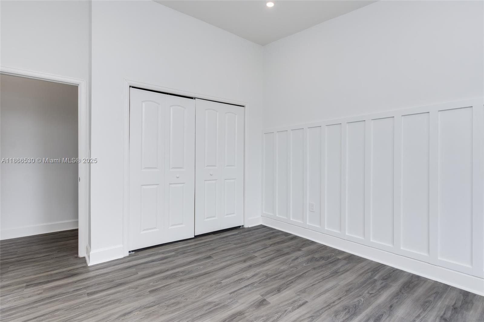 EASTERN SHORES - Residential