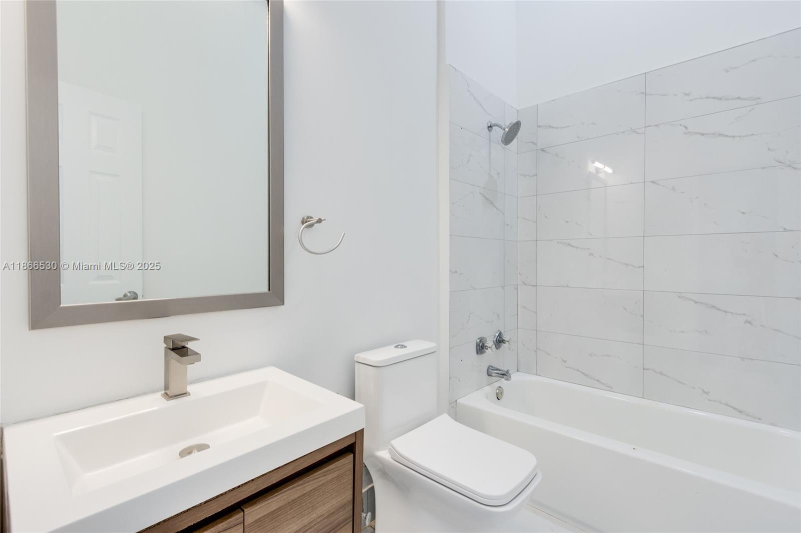 EASTERN SHORES - Residential