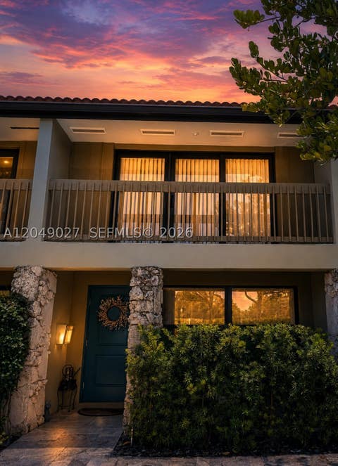 Photo of 6047 Bayview Dr, Fort Lauderdale, FL 33308 (MLS # A12049027)