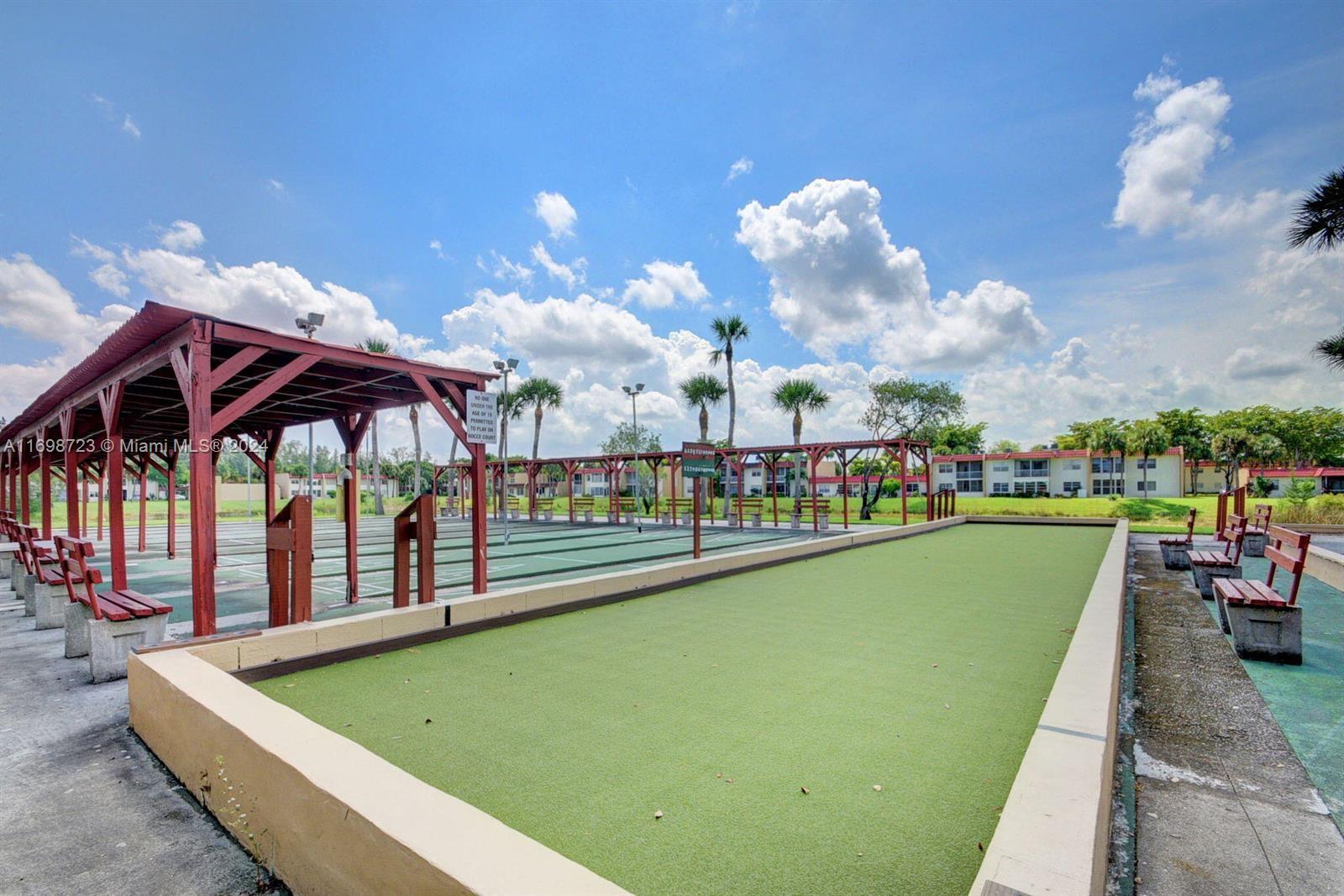Golden Lakes Village Condo - Residential