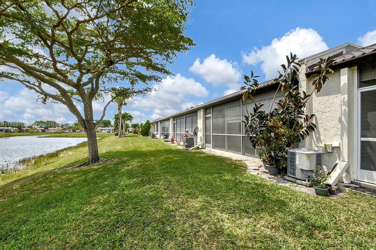 Golden Lakes Village Condo - Residential