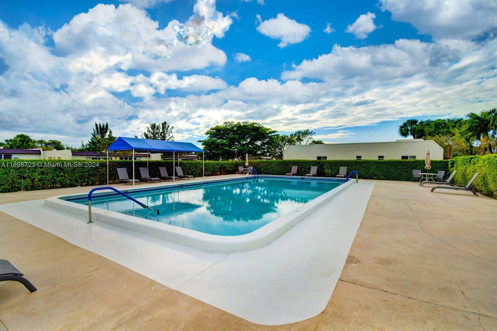 Golden Lakes Village Condo - Residential
