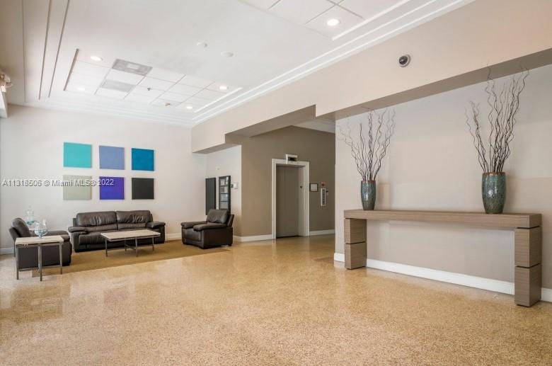 MIAMI NORTH - Residential Lease