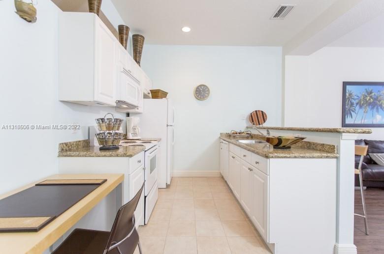 MIAMI NORTH - Residential Lease