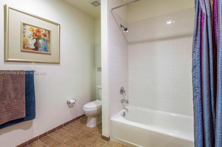 MIAMI NORTH - Residential Lease