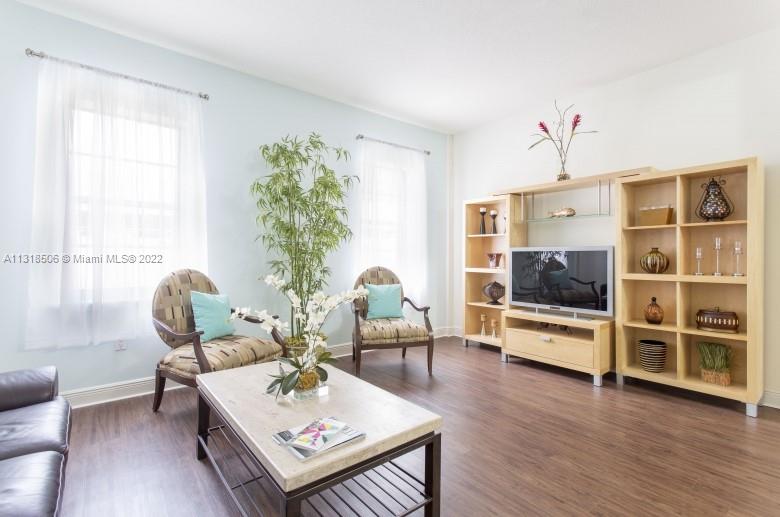 MIAMI NORTH - Residential Lease