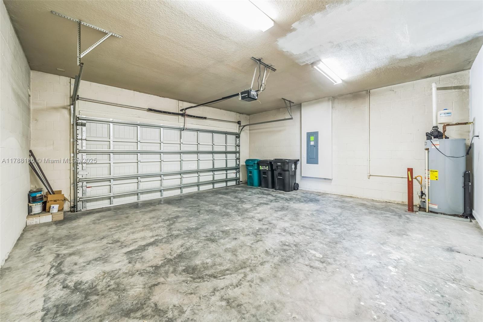 PULTE AT TRADITION PHASE - Residential