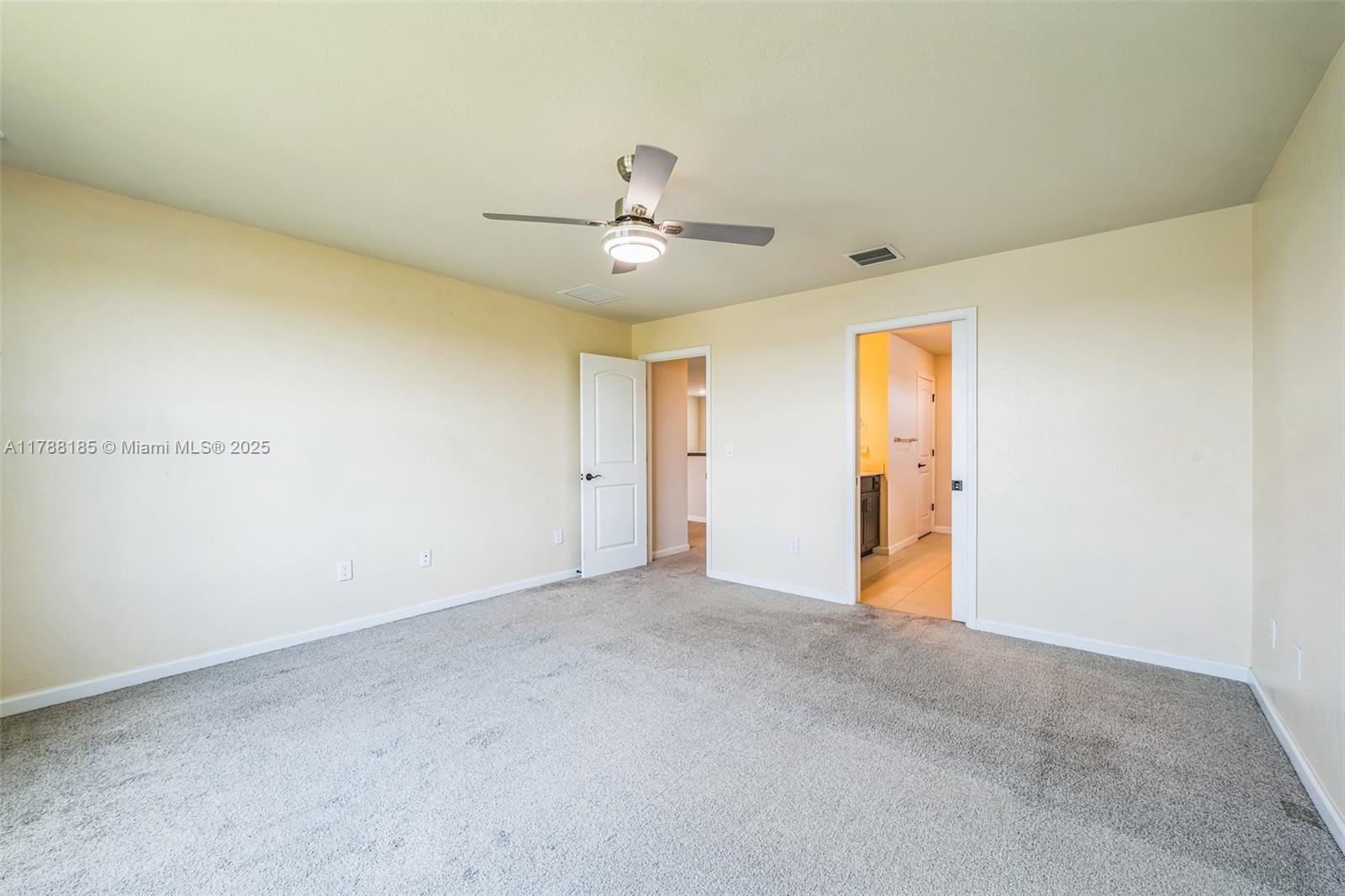 PULTE AT TRADITION PHASE - Residential