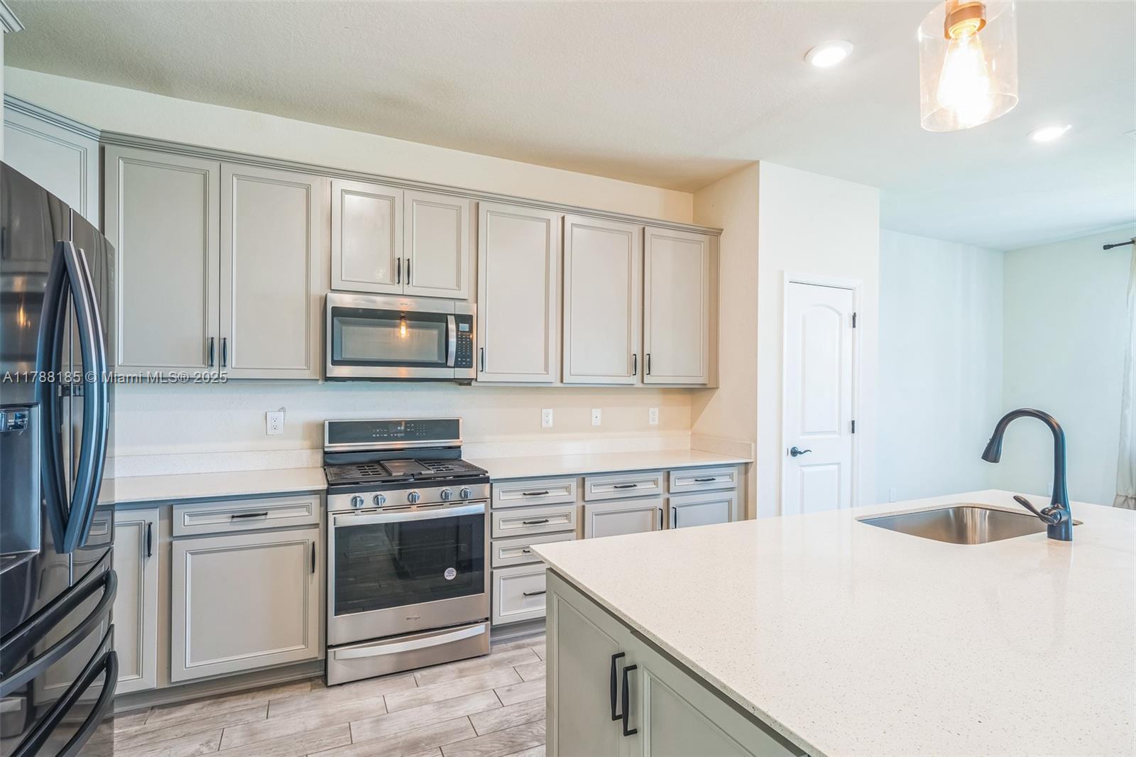 PULTE AT TRADITION PHASE - Residential