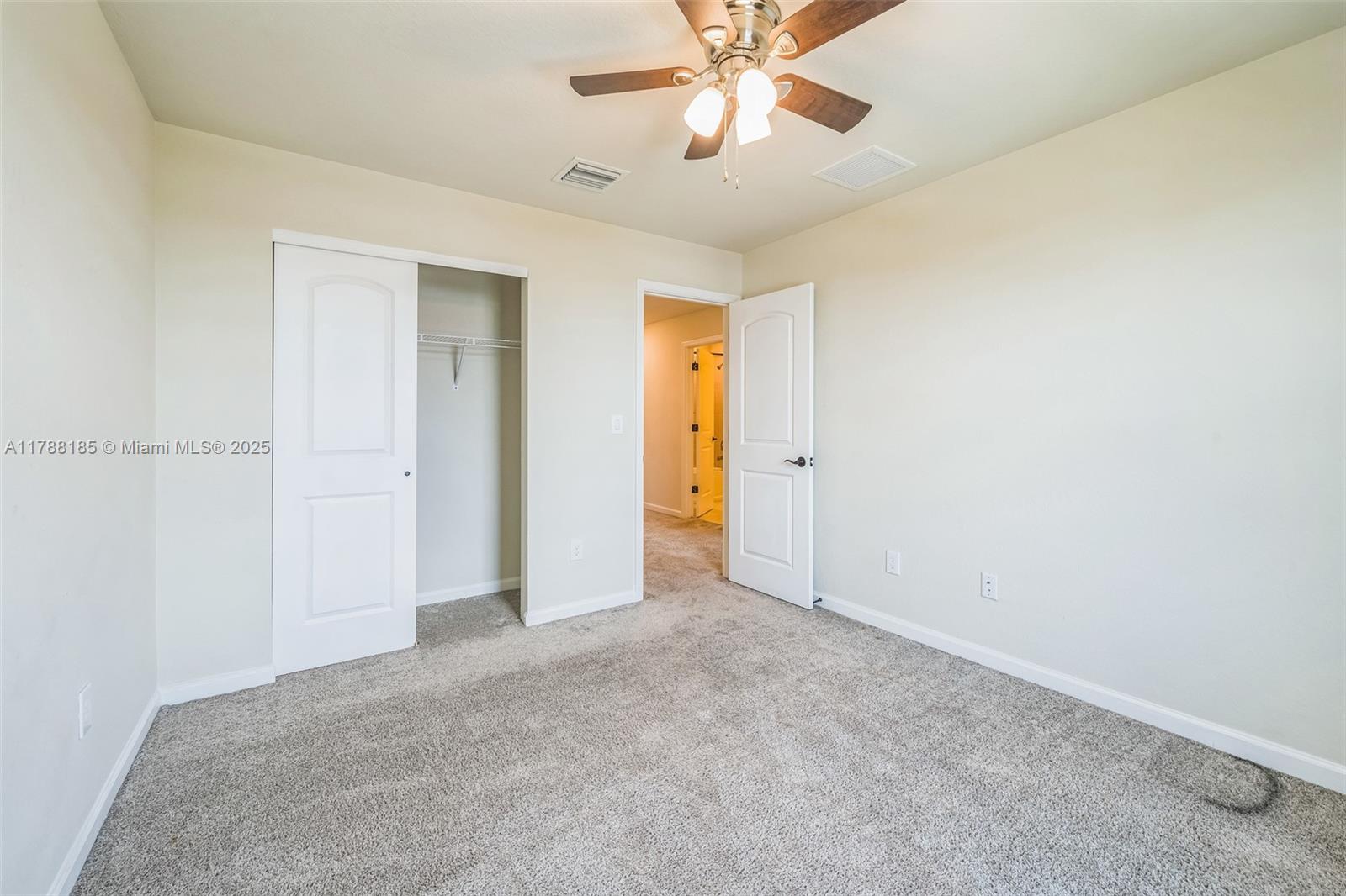 PULTE AT TRADITION PHASE - Residential