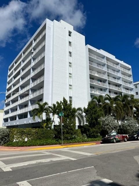 1045 W 10th St Unit 204, Miami Beach, FL 33139 - MLS#: A11484371