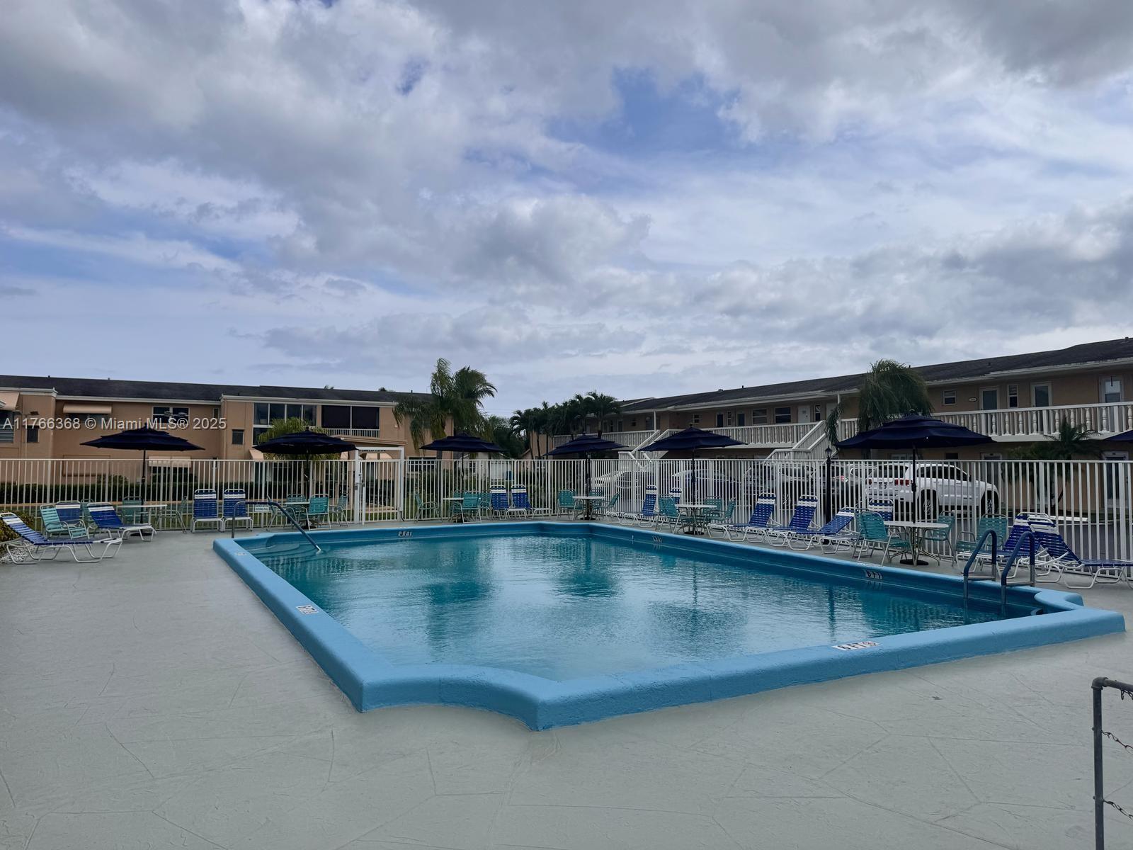 VILLAGE ROYALE CONDO 6 - Residential Lease