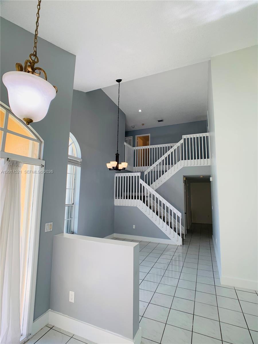 CHAPEL TRAIL II - Residential Lease